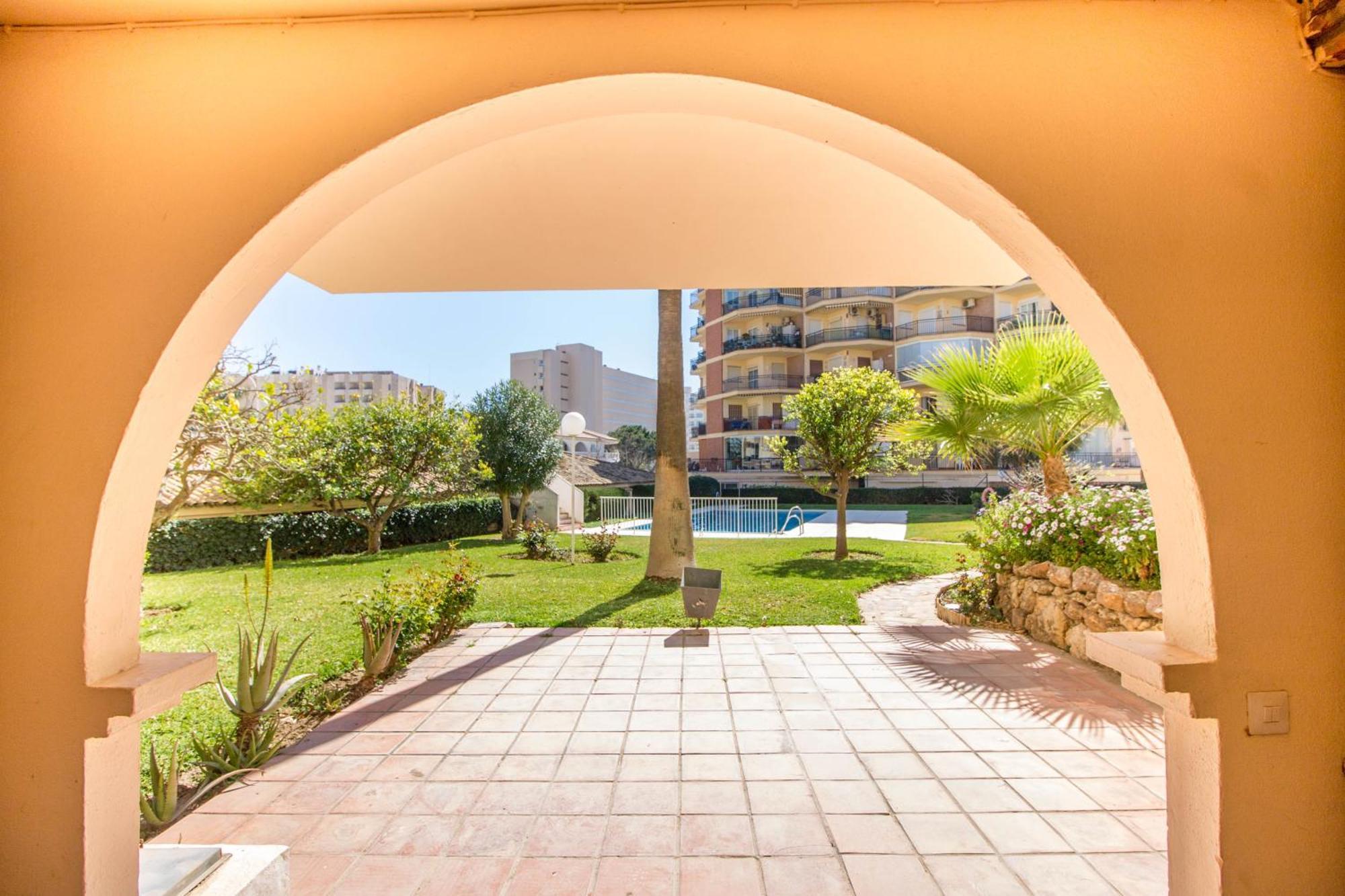 Erisa 59 By IVI Real Estate Torremolinos Exterior foto